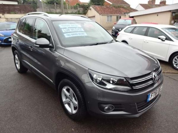 Volkswagen Tiguan 2.0 TDI BlueMotion Tech Sport 4WD (s/s)