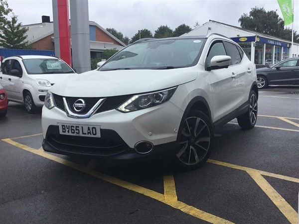 Nissan Qashqai 1.5 dCi Tekna SUV 5dr Diesel Manual (103