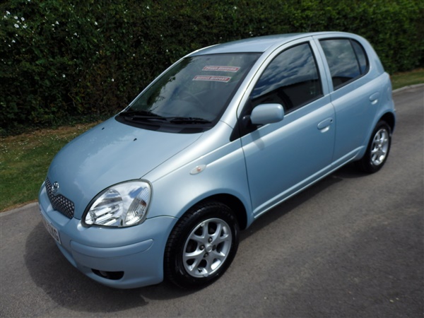 Toyota Yaris BLUE VVT-I 5-Door