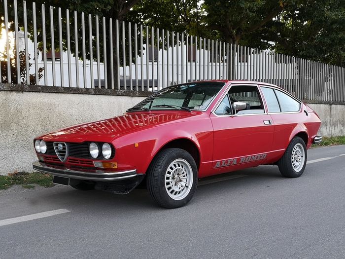 Alfa Romeo - Alfetta GT 