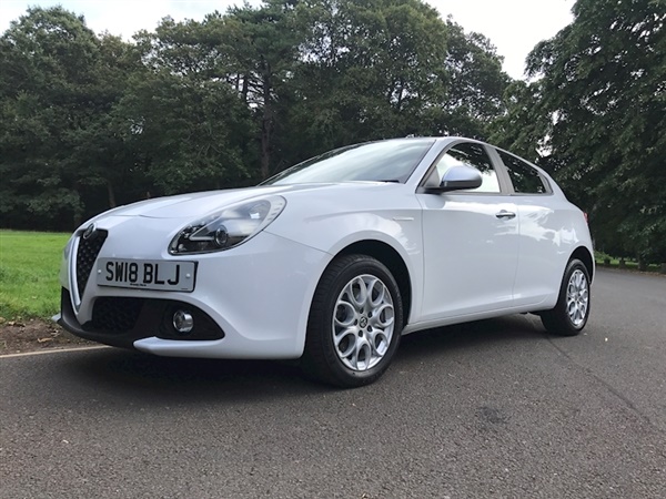 Alfa Romeo Giulietta Giulietta Tb Multiair Super (150 bhp)