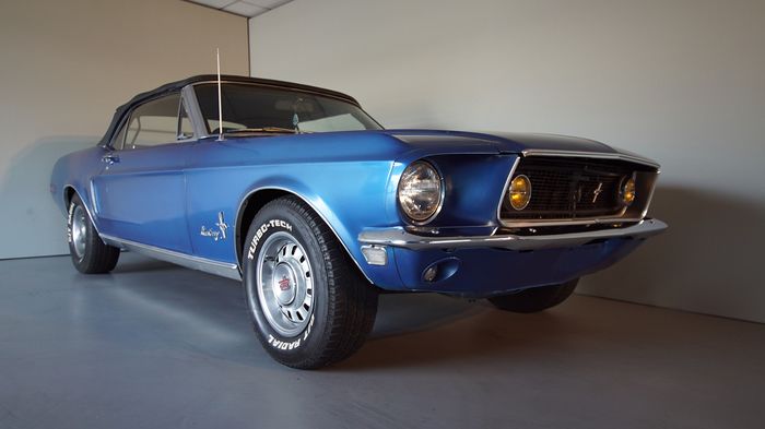 Ford - Mustang Convertible V8 Automaat - 