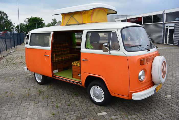 Volkswagen - T2b camper - 