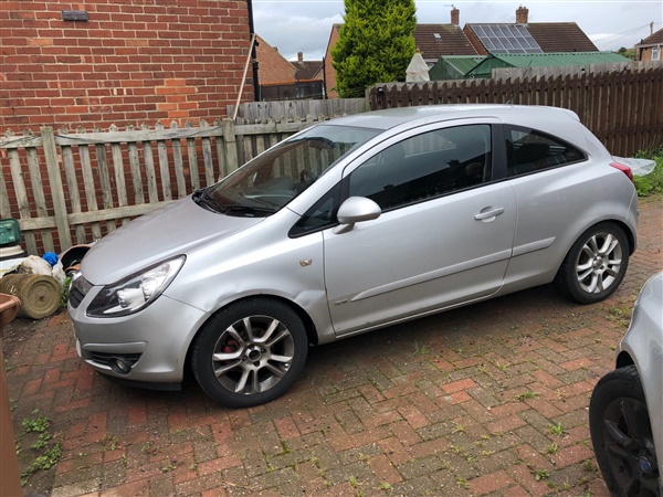 Vauxhall Corsa 1.2i 16V SXi 3dr