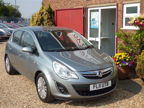 Vauxhall Corsa Vauxhall Corsa 1.4 SE 5-Door COMES WITH 15