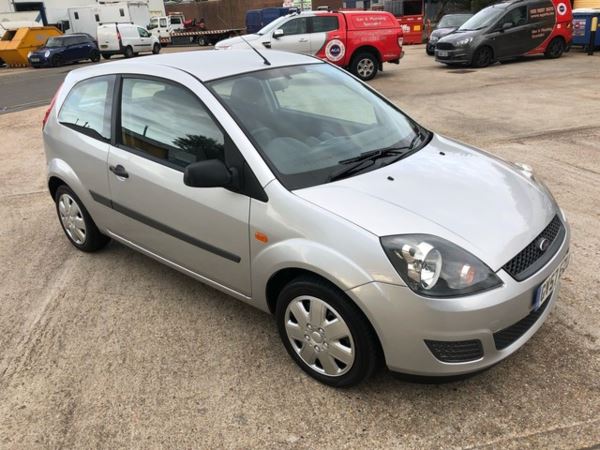 Ford Fiesta 1.4 STYLE CLIMATE 16V 3d 78 BHP