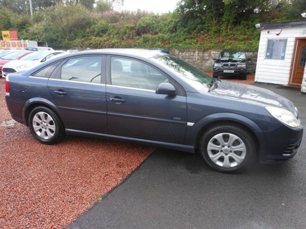 Vauxhall Vectra 1.8 VVT DESIGN 5d 140 BHP