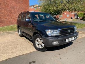 Toyota Landcruiser  in Chesham | Friday-Ad