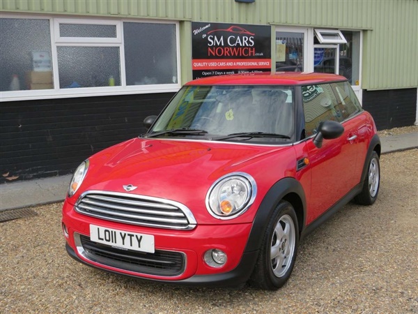 Mini Hatch 1.6 One (Pepper) 3dr