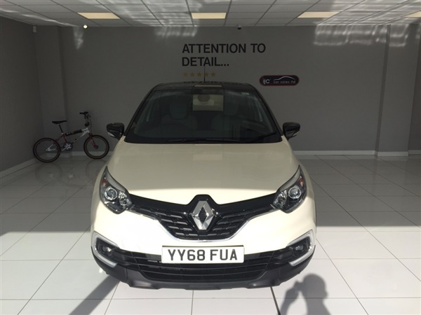 Renault Captur PETROL MANUAL ICONIC TCE ENGINE WITH JUST