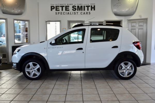 Dacia Sandero 1.5 DCi STEPWAY LAUREATE 1 OWNER WITH SAT NAV