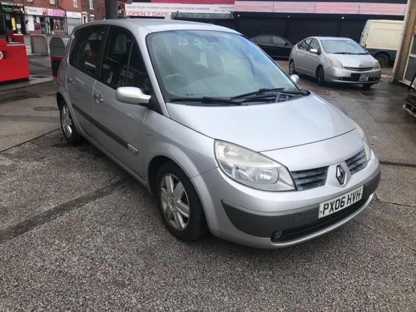 Renault Scenic 1.6 VVT Dynamique 5dr MPV