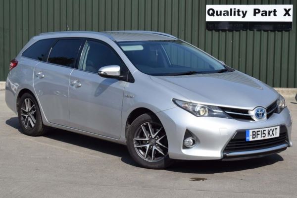 Toyota Auris 1.8 VVT-h Icon+ Touring Sports e-CVT HSD 5dr