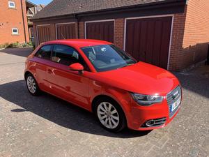 Red Audi A1 sport TFSI in Caterham | Friday-Ad