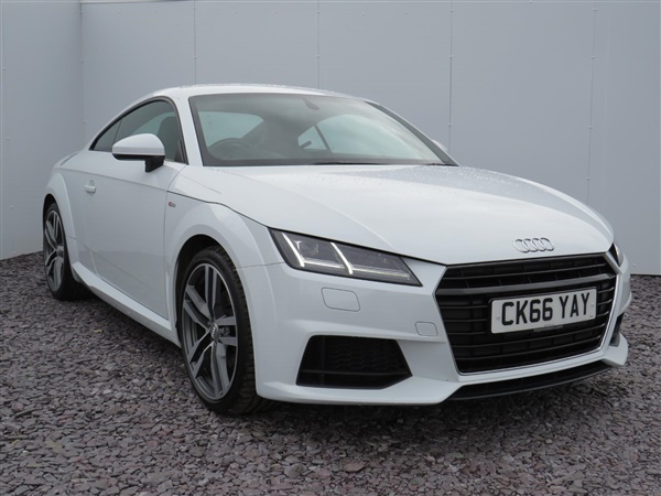 Audi TT 1.8T FSI S Line 2dr**Technology Package featuring