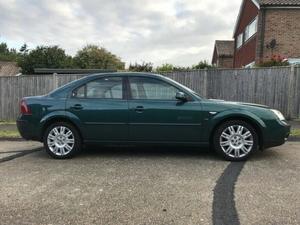 FORD MONDEO GHIA X - 2.5 V6 - HEATED LEATHER SEATS in