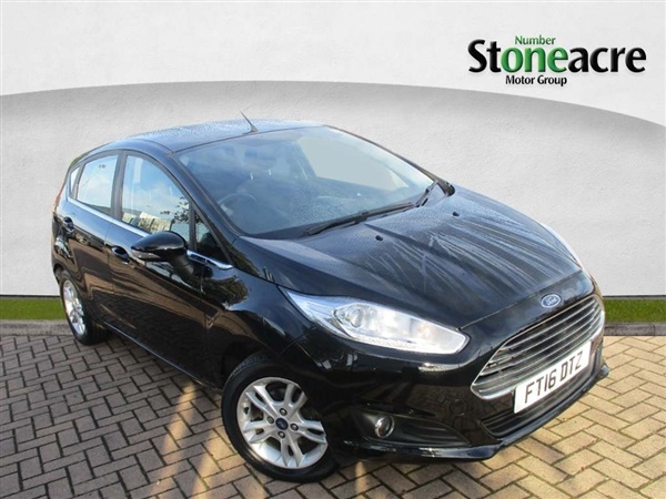 Ford Fiesta 1.25 Zetec Hatchback 5dr Petrol Manual (122