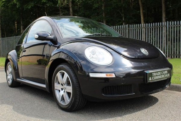 Volkswagen Beetle 1.6 LUNA 8V 3d 101 BHP