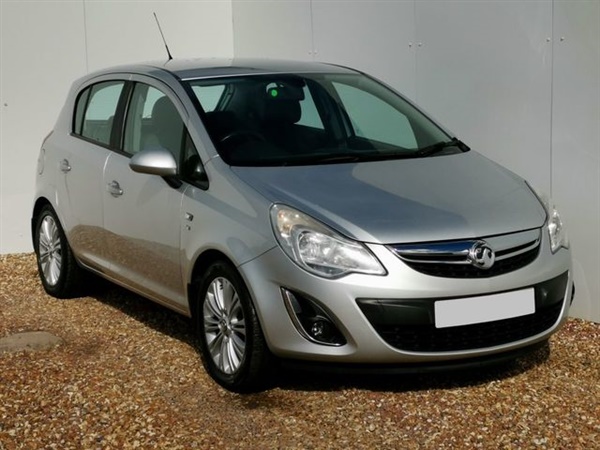 Vauxhall Corsa 1.2 SE 5d 83 BHP