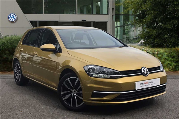 Volkswagen Golf MK7 Facelift 1.6 TDI SE Nav 115PS DSG 5 Door