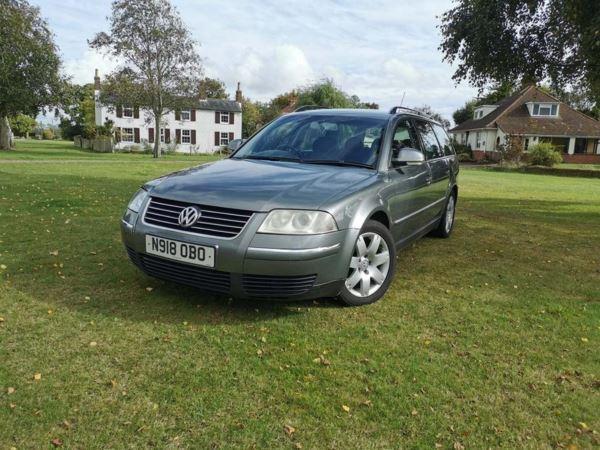 Volkswagen Passat 1.9 TDI PD Sport 4MOTION 5dr Estate