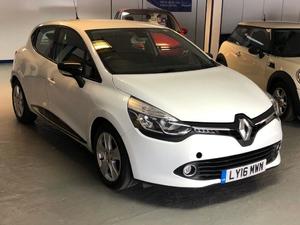 Renault Clio  in Hengoed | Friday-Ad
