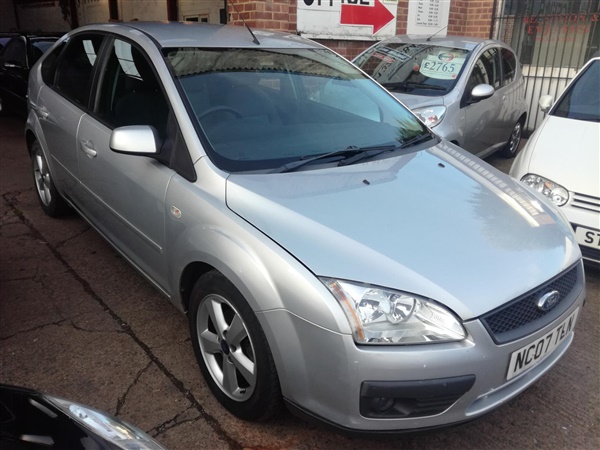 Ford Focus 1.8 Sport 5dr