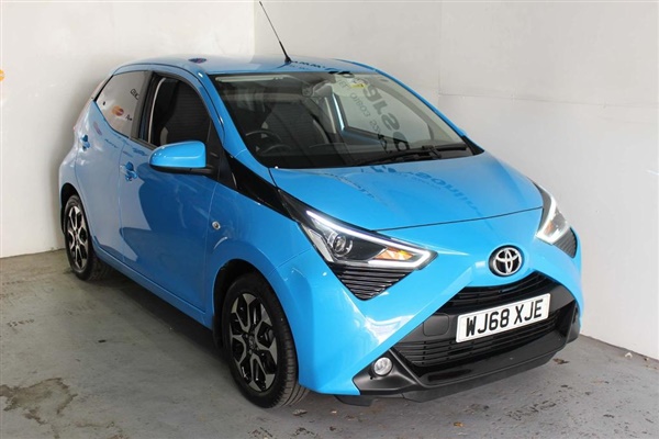 Toyota Aygo 1.0 VVT-i x-plore x-shift 5dr Auto