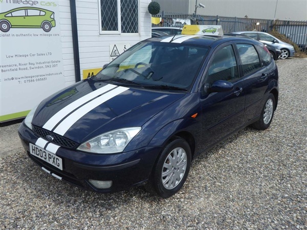 Ford Focus 2.0 i 16v Ghia 5dr