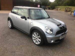 Mini Cooper S. Low Milage in Hartfield | Friday-Ad