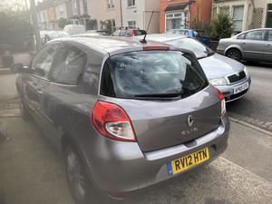 Renault Clio - SAT NAV, LOW MILAGE. LOVELY FIRST CAR!!