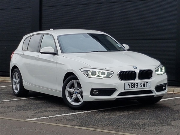 BMW 1 Series 116d SE Business 5dr [Nav/Servotronic] Step