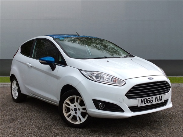 Ford Fiesta  Zetec White 3dr