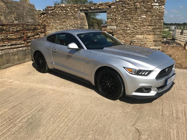 Ford Mustang 5.0 V8 GT Fastback SelShift 2dr Automatic