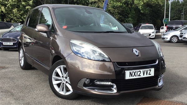 Renault Scenic 1.6 dCi Dynamique TomTom 5dr [Luxe Pack]