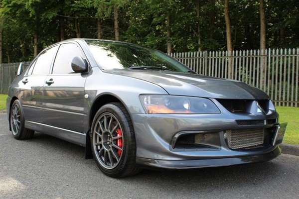 Mitsubishi Lancer Evolution 2.0 VIII MR FQ-340