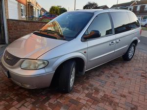 Chrysler Voyager  in Peacehaven | Friday-Ad
