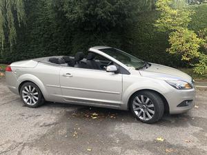 Ford Focus  convertible in Burgess Hill | Friday-Ad