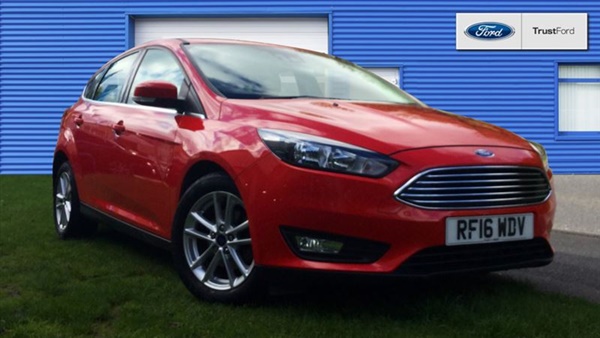 Ford Focus 1.0 EcoBoost 125 Zetec 5dr Auto with Rear Parking