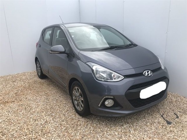 Hyundai I PREMIUM 5d 86 BHP