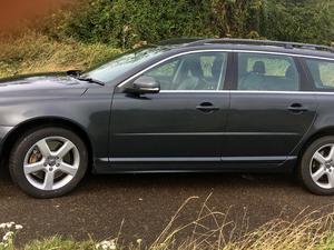 Lovely Volvo V in Lechlade | Friday-Ad