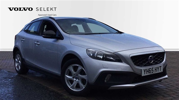 Volvo V40 (Heated Seats, Winter Pack)