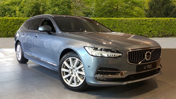 Volvo V90 T4 Inscription Auto (Sunroof, 360 Camera, Park