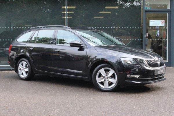 Skoda Octavia 1.6 TDI SE DSG (s/s) Automatic Estate