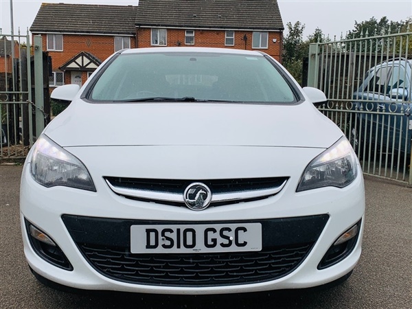 Vauxhall Astra v Energy 5dr