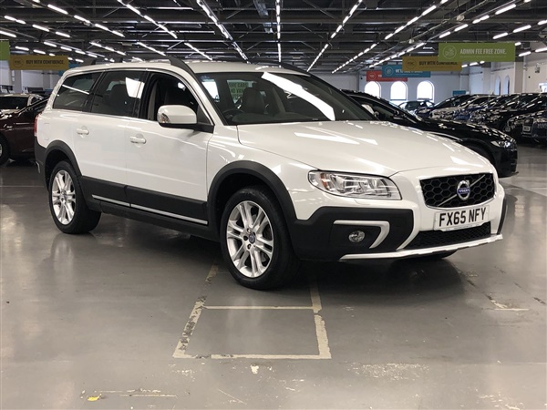 Volvo XC70 D] SE Lux 5dr AWD Geartronic