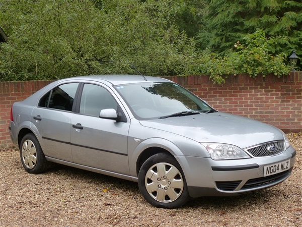 Ford Mondeo 1.8 LX 5dr With Full Service History + Long MOT