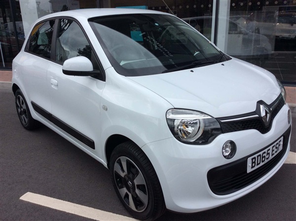Renault Twingo 1.0 SCe Play Hatchback 5dr Petrol (70 ps)