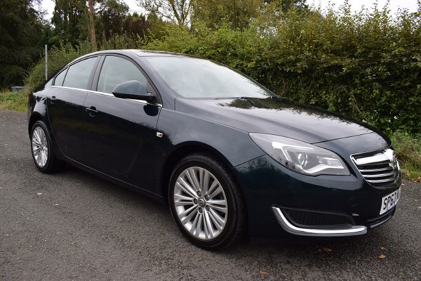 Vauxhall Insignia 1.8 ENERGY 5DR