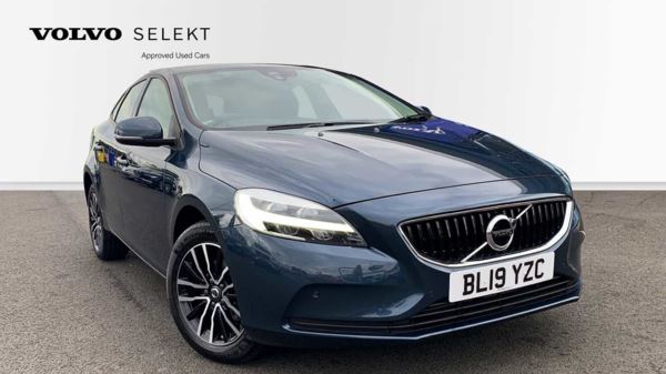 Volvo V40 D] Momentum Edition 5dr Hatchback